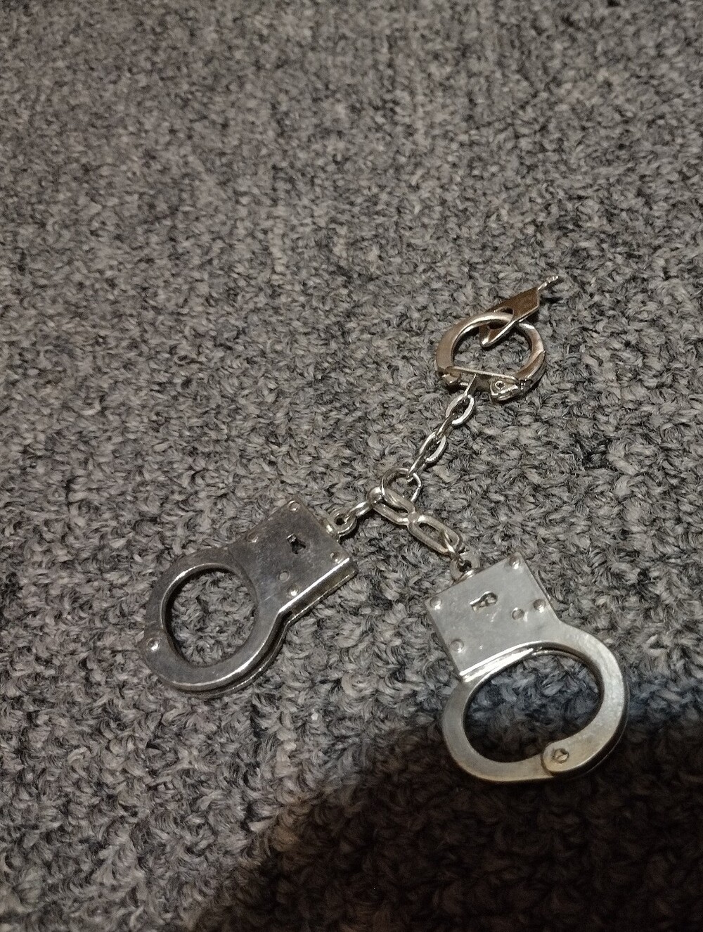 Stainless Steel Keychain Mini Handcuffs With Key